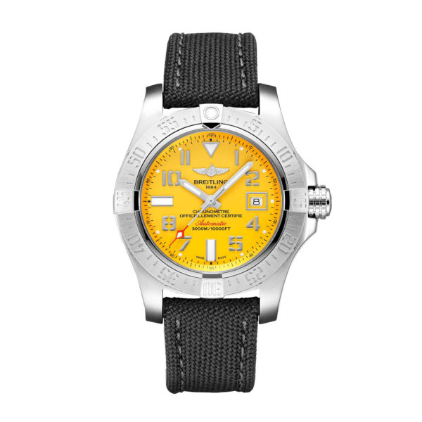 Breitling Avenger A17331101I1W1